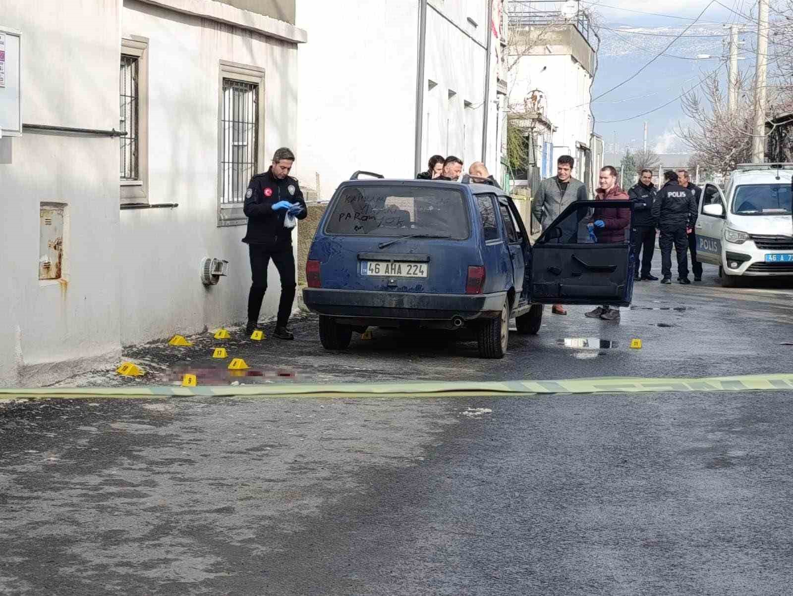 kahramanmarasta kayinbirader dehseti enistesini otomobile binerken vurarak oldurdu 4 rFnau45E