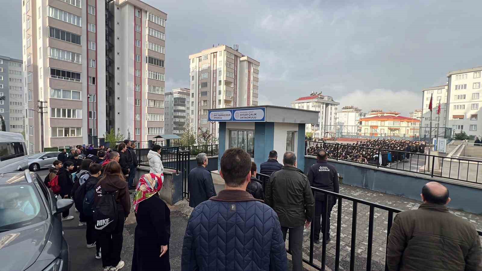 kahramanmarasta ogrenciler saldirida hayatini kaybedenler icin dua etti 1 G8UFCpsp