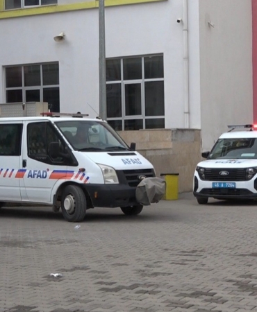 kahramanmarasta-okulda-koku-panigi-yaklasik-17-ogrenci-hastaneye-sevk-edildi-J2Q8z1KL.jpg