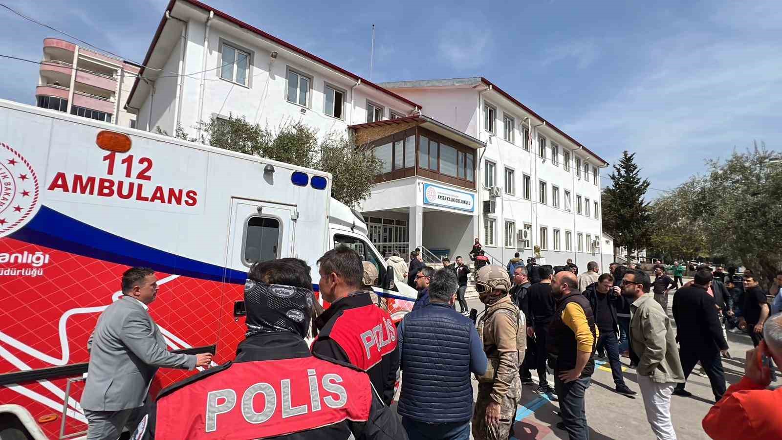 kahramanmarasta okulda silahli saldiri 4 olu 20 yarali 2 UnEWC612