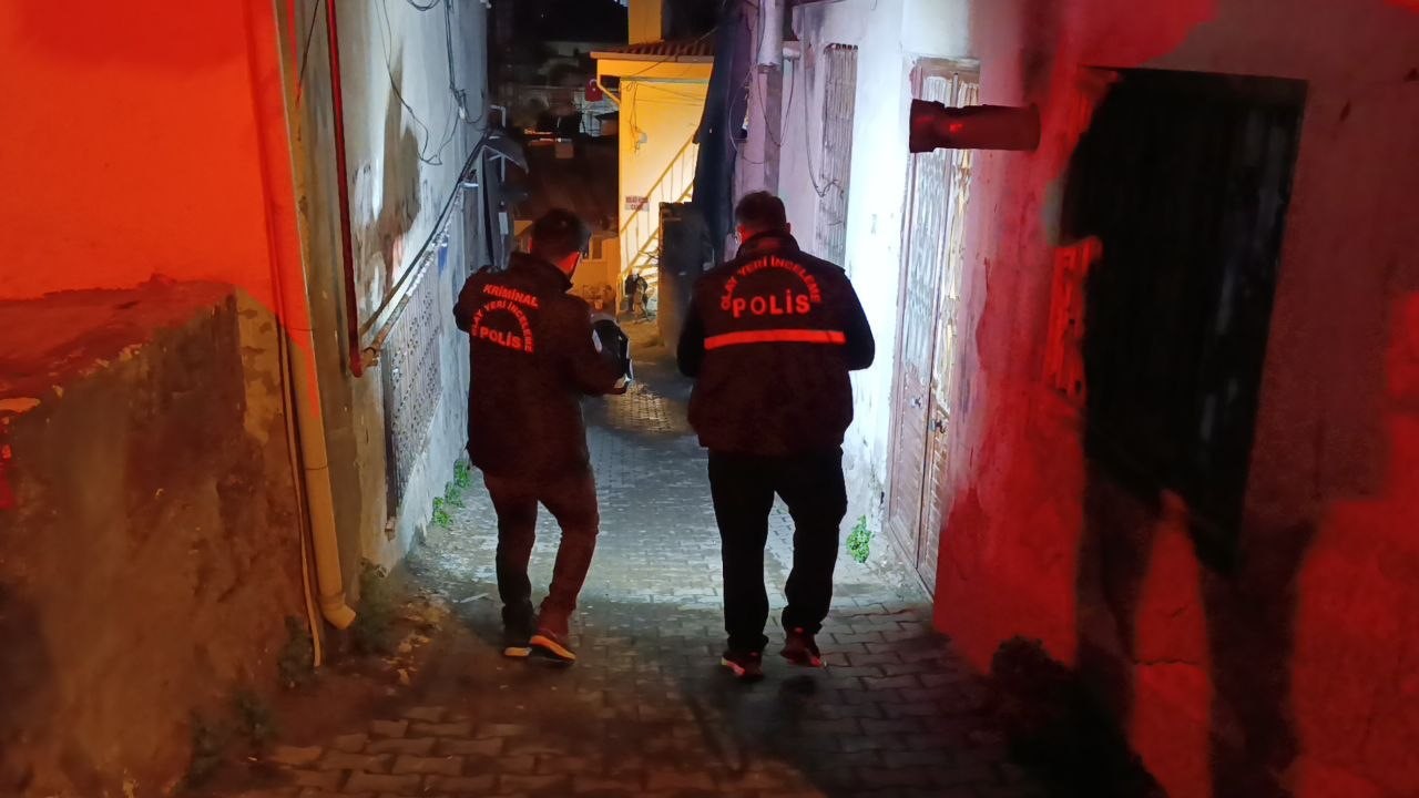 kahramanmarasta pompali tufekli saldiri 1 agir yarali 4 supheli yakalandi 2 C5WqGakw