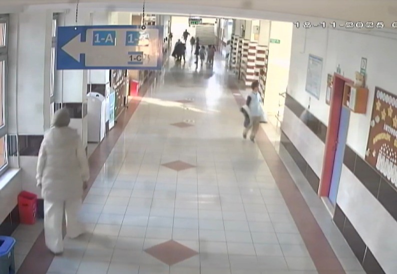 Kahramanmaraş’ta soluk borusuna yiyecek kaçan öğrenci Heimlich manevrasıyla kurtarıldı 5 kahramanmarasta soluk borusuna yiyecek kacan ogrenci heimlich manevrasiyla kurtarildi 1