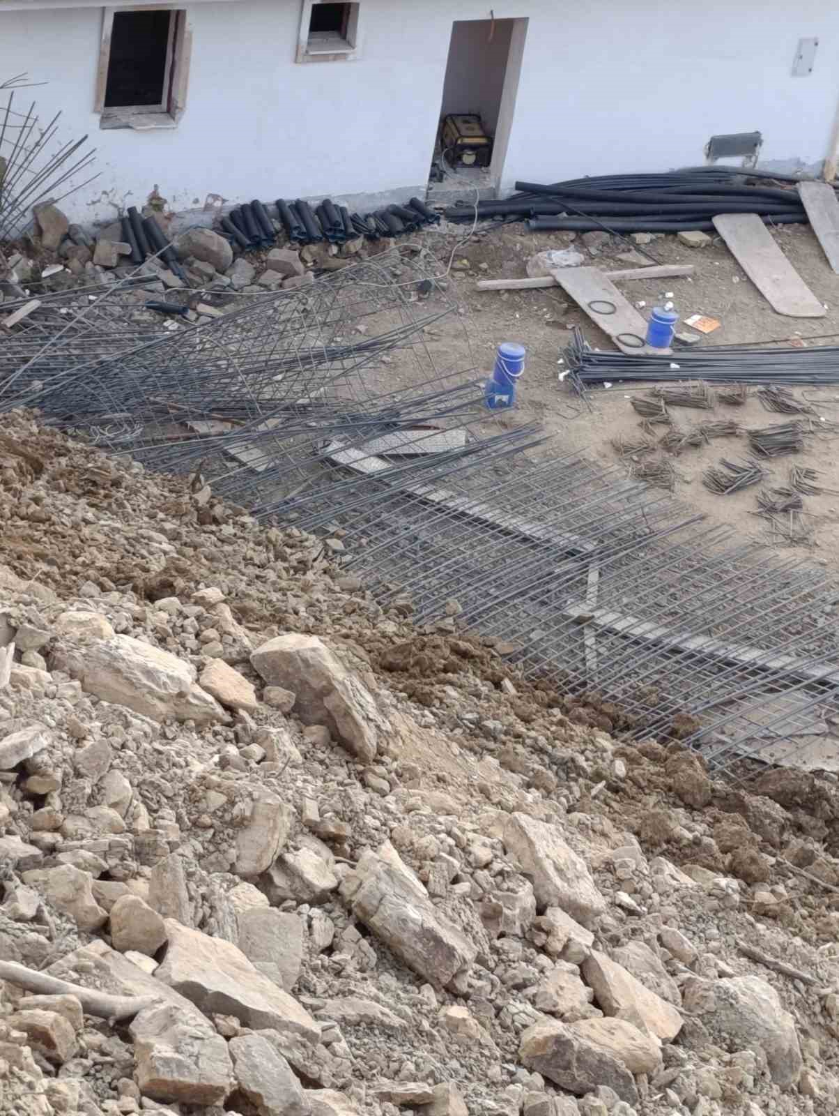 kahramanmarasta toprak kaymasi yapim asamasindaki 6 ev zarar gordu 1