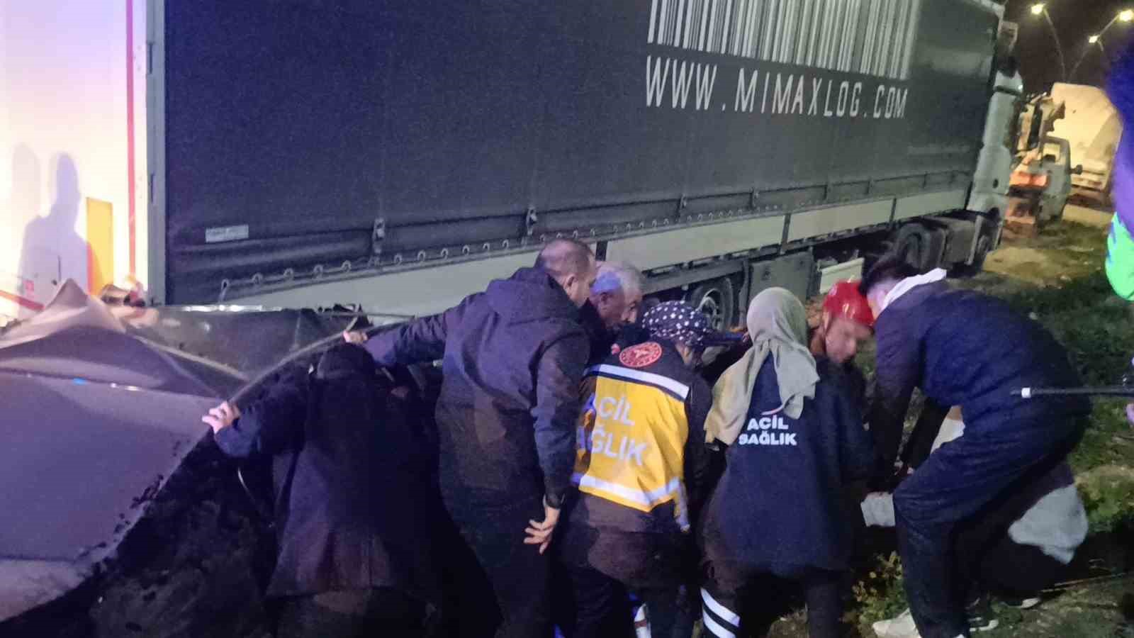 kahramanmarasta trafik kazasi 4 yarali 2 ZQhgQaQu