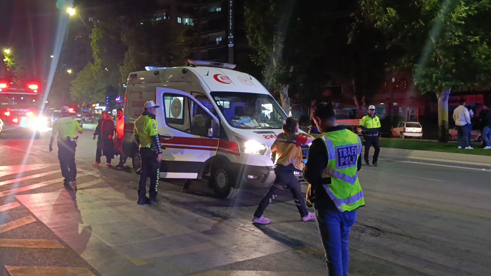 kahramanmarasta trafikte yaris kazayla bitti 5 yarali 1 plcSvgnf