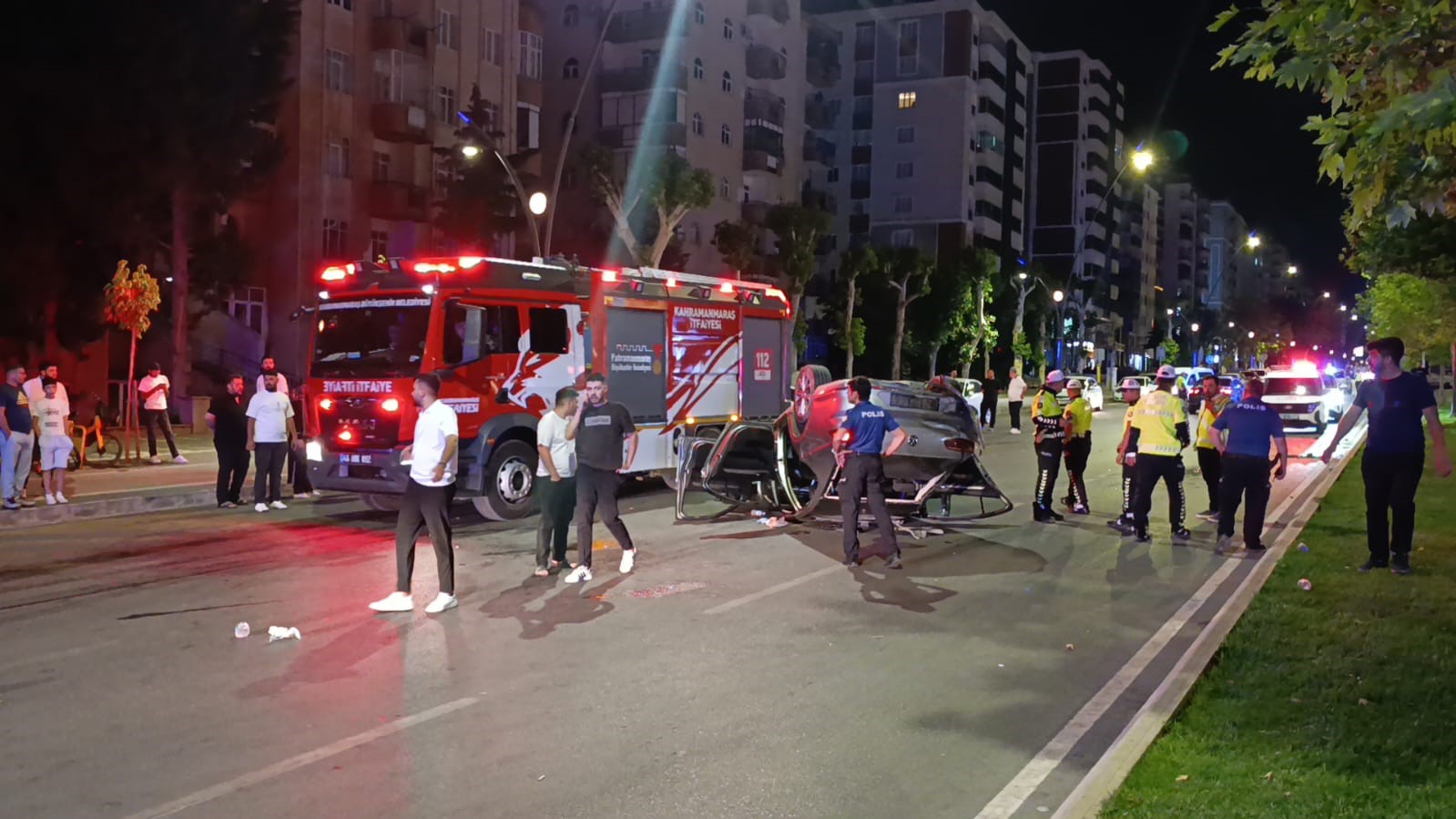 kahramanmarasta trafikte yaris kazayla bitti 5 yarali 4 AOMvVZGV