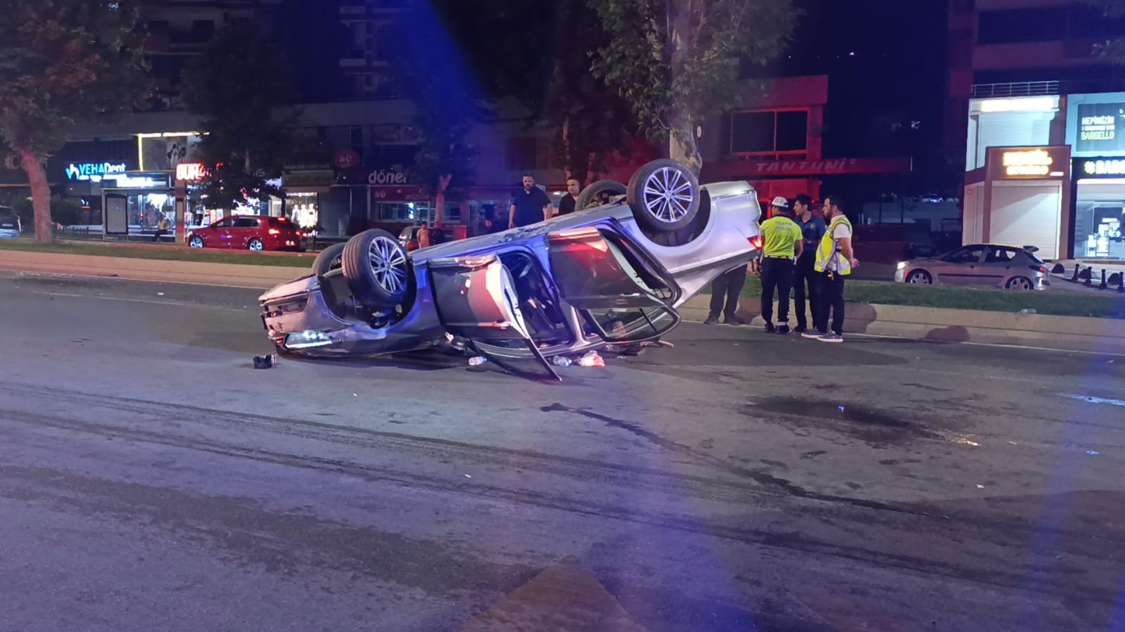 kahramanmarasta trafikte yaris kazayla bitti 5 yarali 5 wDvlm7WA