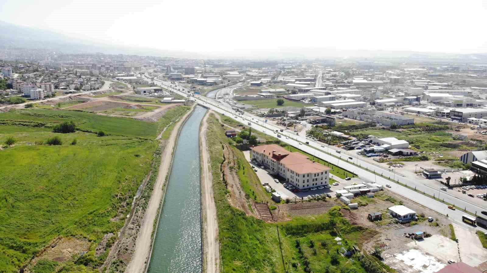 kahramanmarasta yagislar barajlar ve sulama kanallarini doldurdu 0 Pt8M62AK