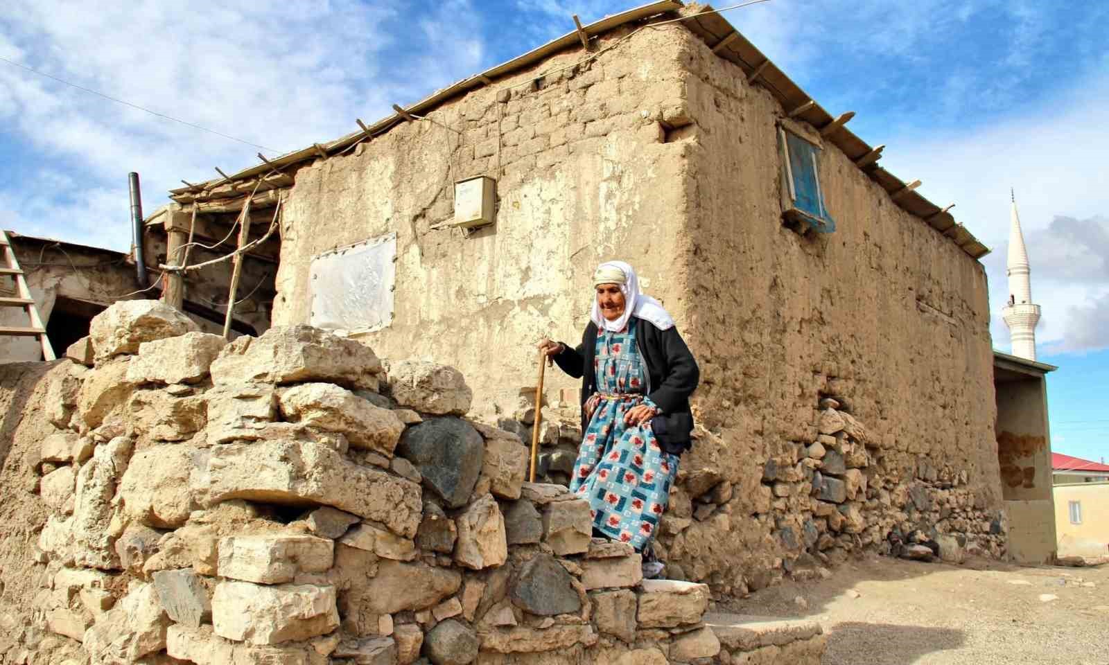 kahramanmarasta yillara meydan okuyan evler goruntulendi 0 16PpsFHC