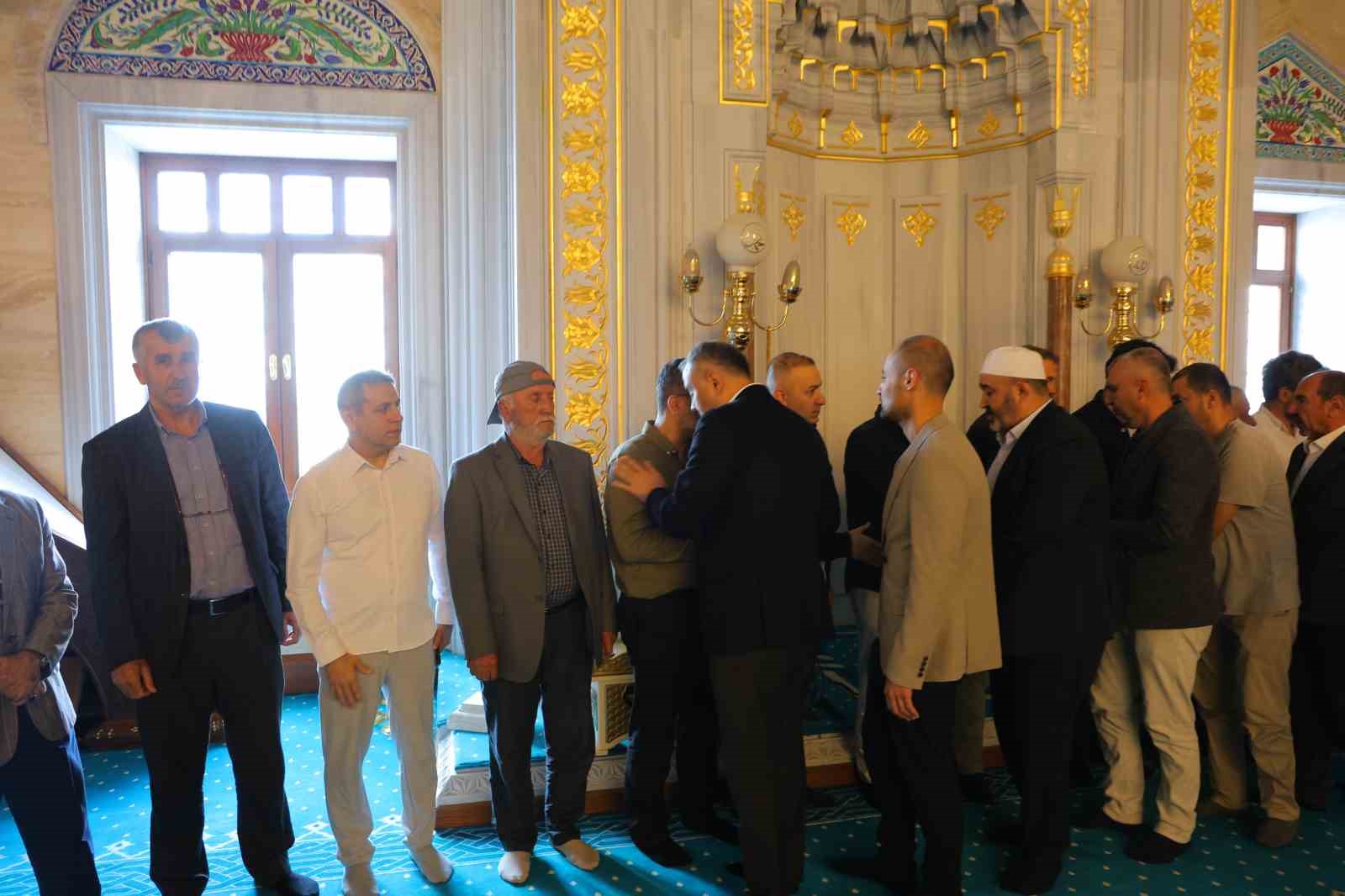 kahramanmarastaki okul saldirisinda hayatini kaybedenler icin mevlit programi duzenlendi 5