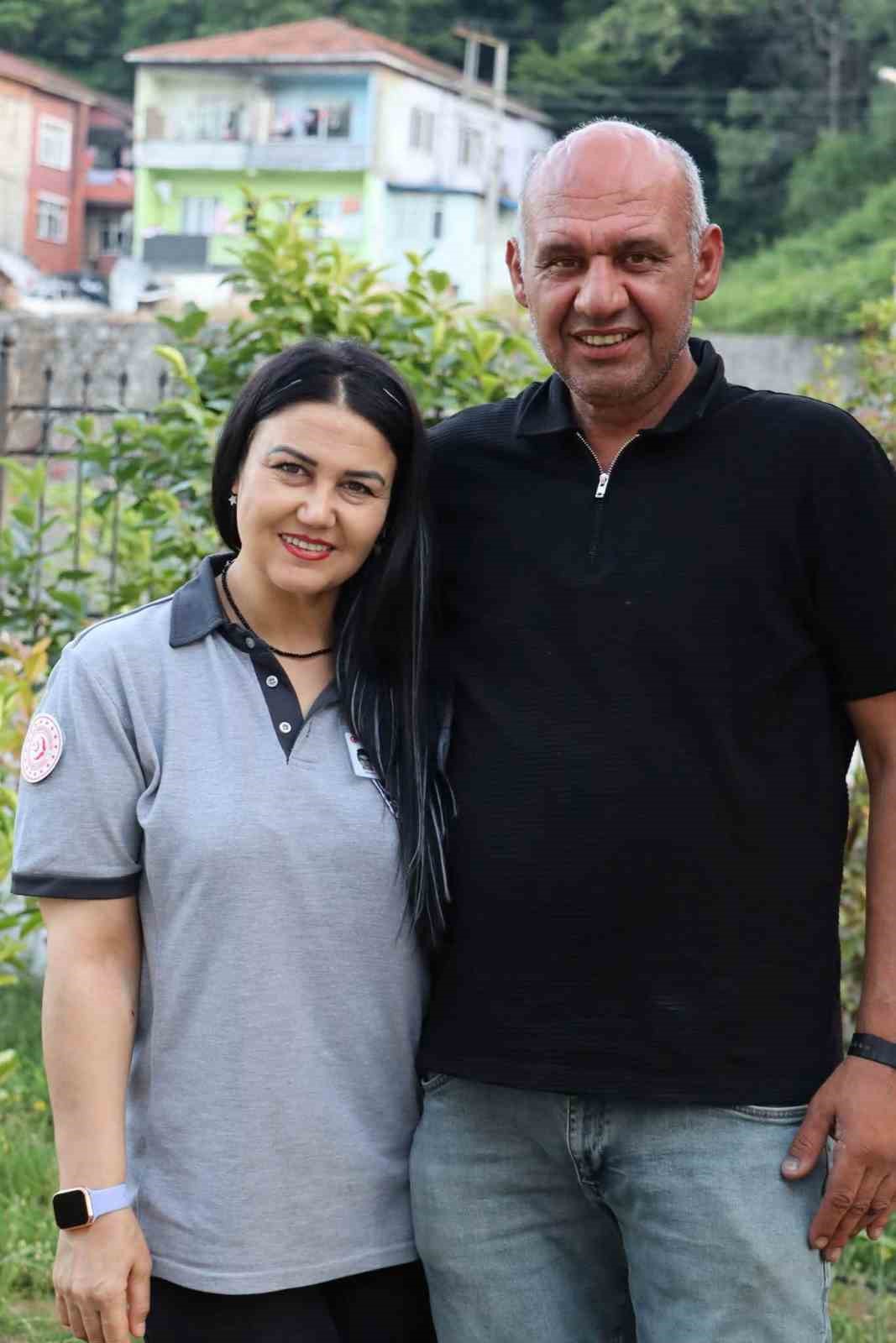 Kahreden tesadüf: 6 yıl önce annesi patates püresinden, kızı ise elma yerken öldü 13 kahreden tesaduf 6 yil once annesi patates puresinden kizi ise elma yerken oldu 9 VM6cJgcf