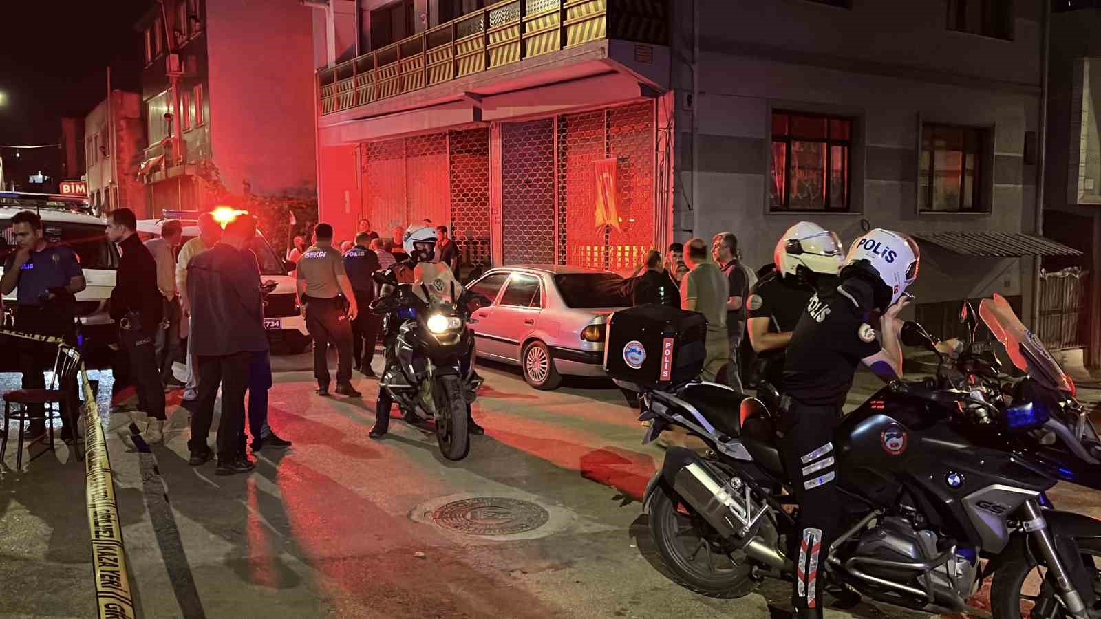 Kahve masasında başlayan tartışma kanlı bitti: 2 yaralı 7 kahve masasinda baslayan tartisma kanli bitti 2 yarali 3 DVRC5Wqz