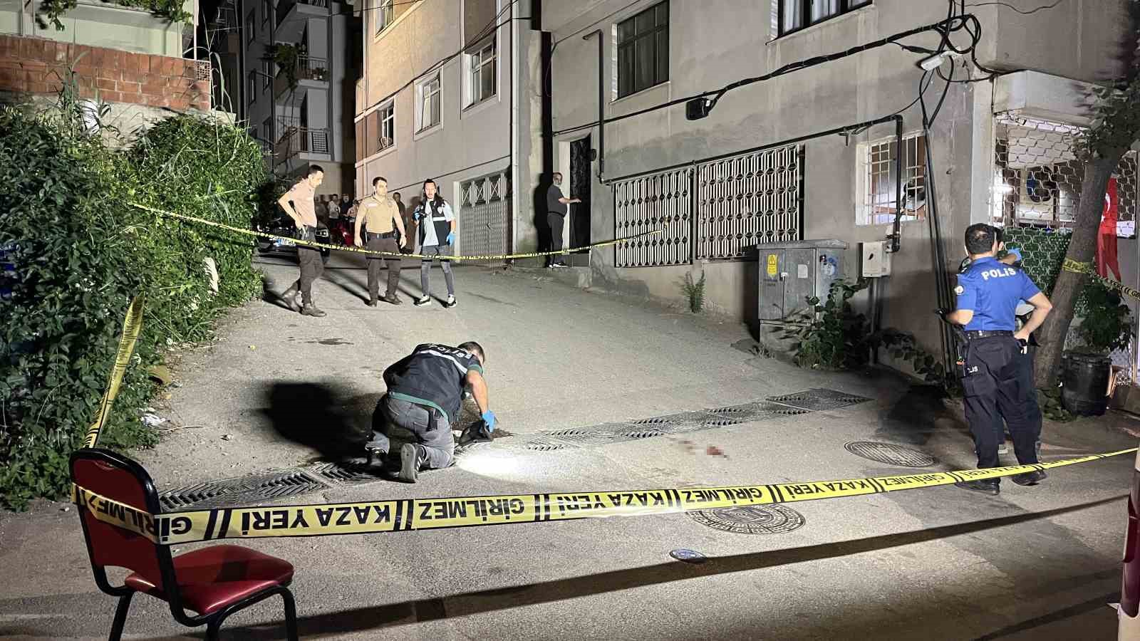Kahve masasında başlayan tartışma kanlı bitti: 2 yaralı 8 kahve masasinda baslayan tartisma kanli bitti 2 yarali 4 tTmtnb6V