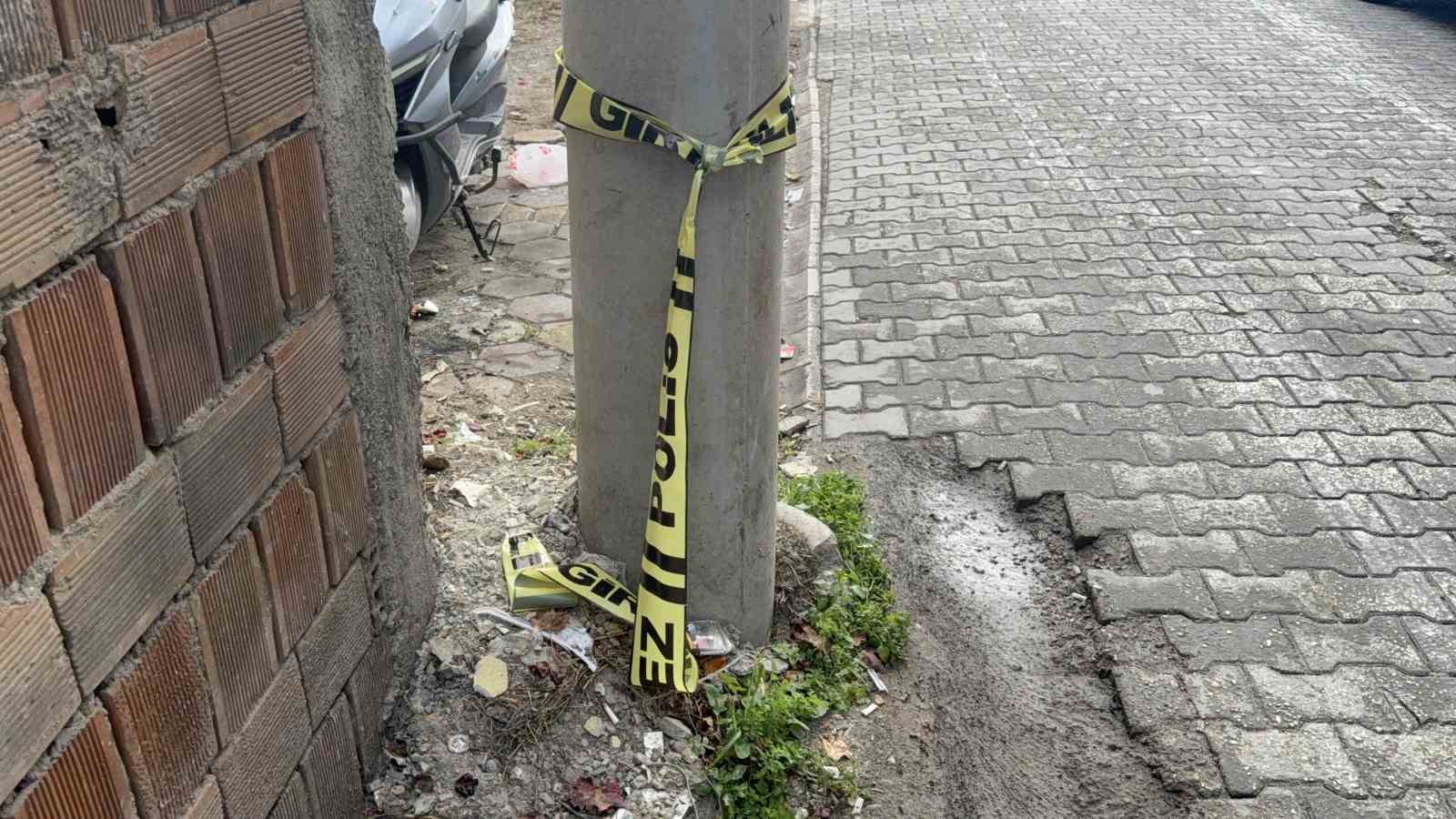 Kahvehaneciyle müşteriler arasında silahlı kavga: 2 ölü, 1 yaralı 6 kahvehaneciyle musteriler arasinda silahli kavga 2 olu 1 yarali 2