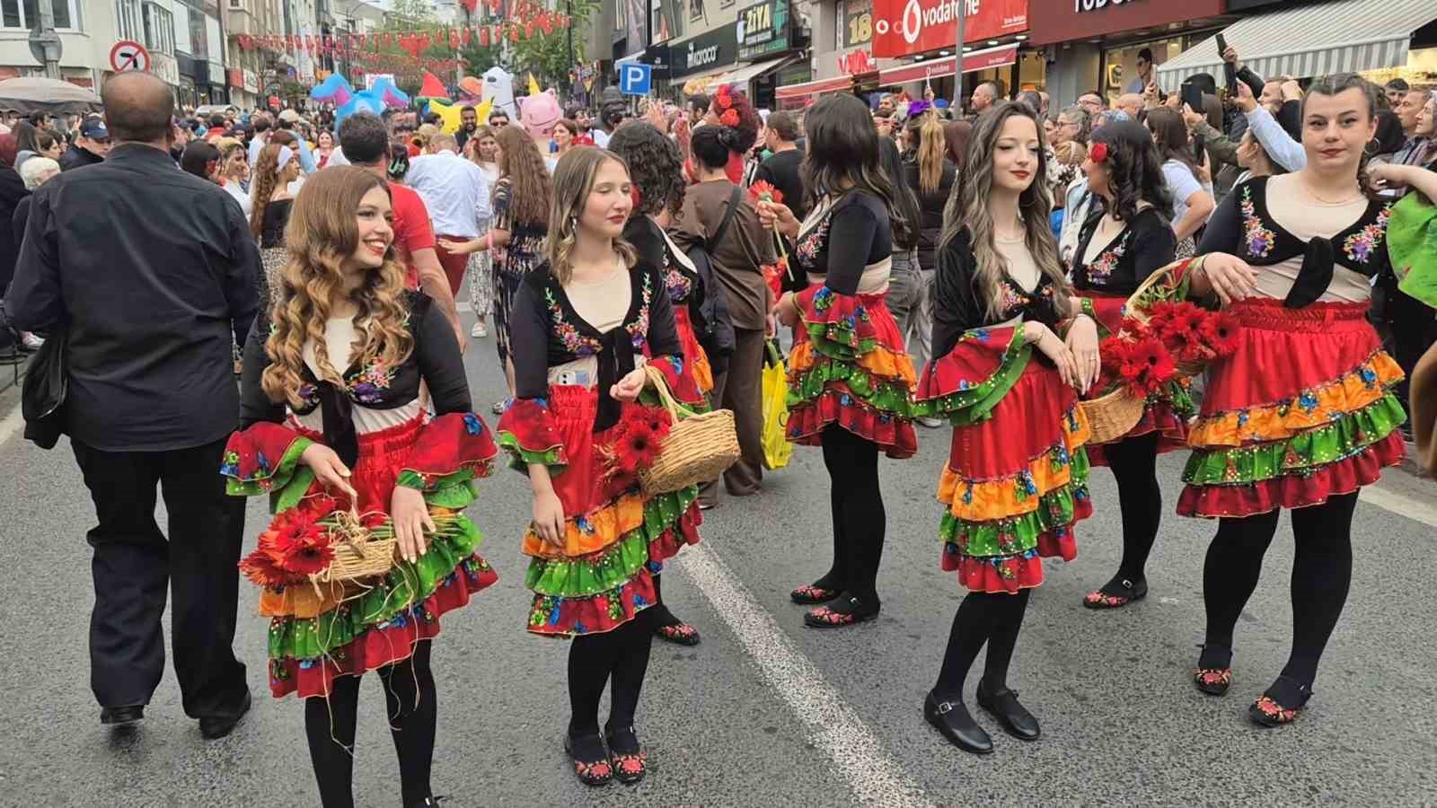 kakava atesi tekirdagi sardi bahari danslarla karsiladilar 3