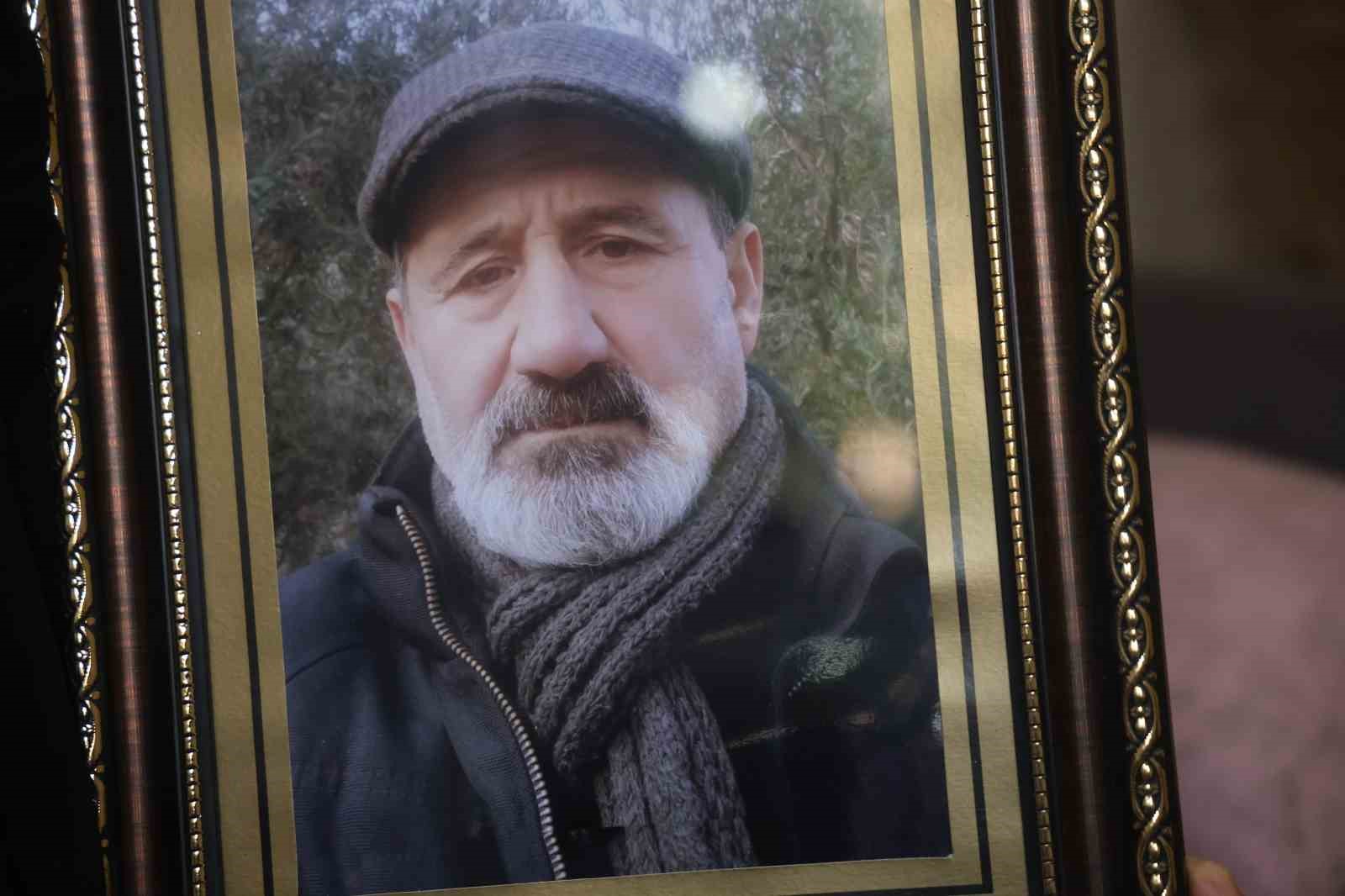 Kaldırım taşıyla gelen ölüm kamerada 4 kaldirim tasiyla gelen olum kamerada 0 LaSm3OG9