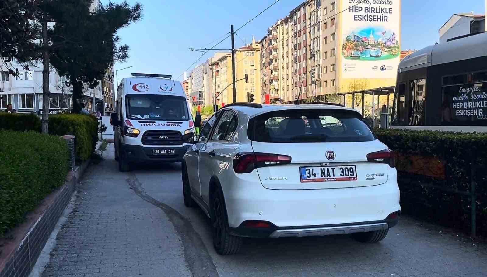 kaldirima cikan arac yayayi ezdi 1 aHkdTqvL