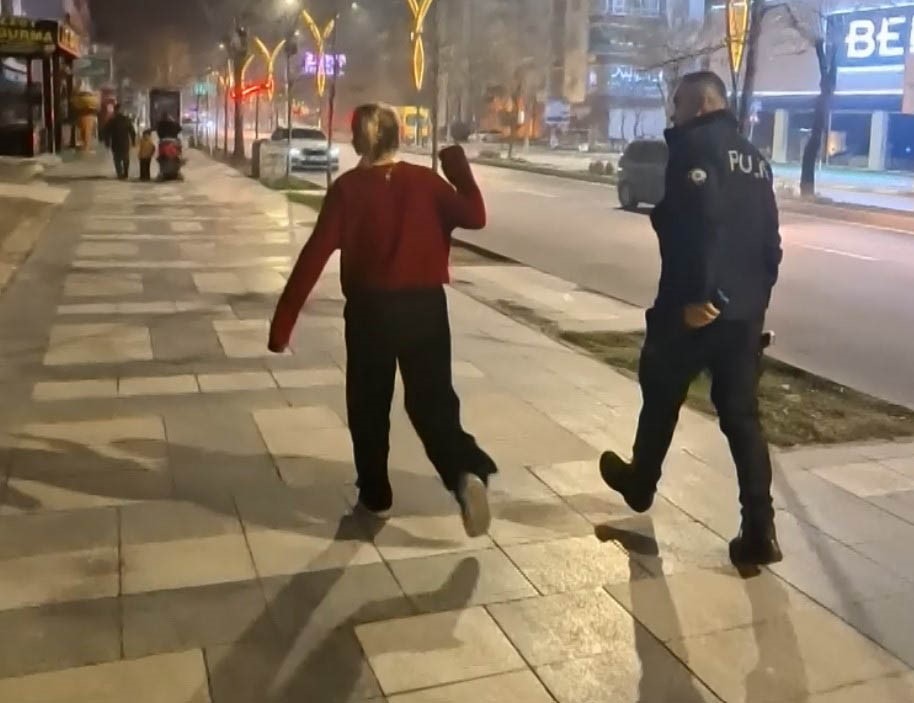 kaldirima yatip ciglik atti polisi gorunce kacmak istedi 3 1Ntd2zXY