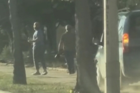 Bayrampaşa’da araca çarpan su tankeri devrildi: 1 kişinin yaralandığı kaza anı kamerada 1 thumbnail