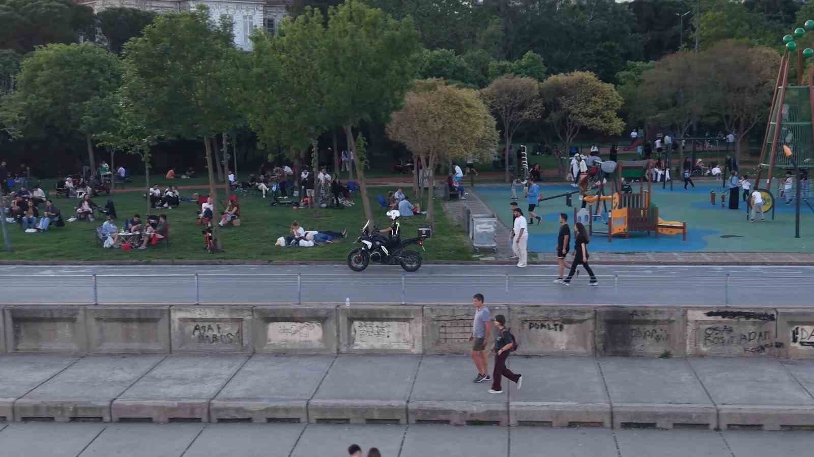 kaldirimi yol gibi kullandilar cezadan kacamadilar 2 C7MVWCZu
