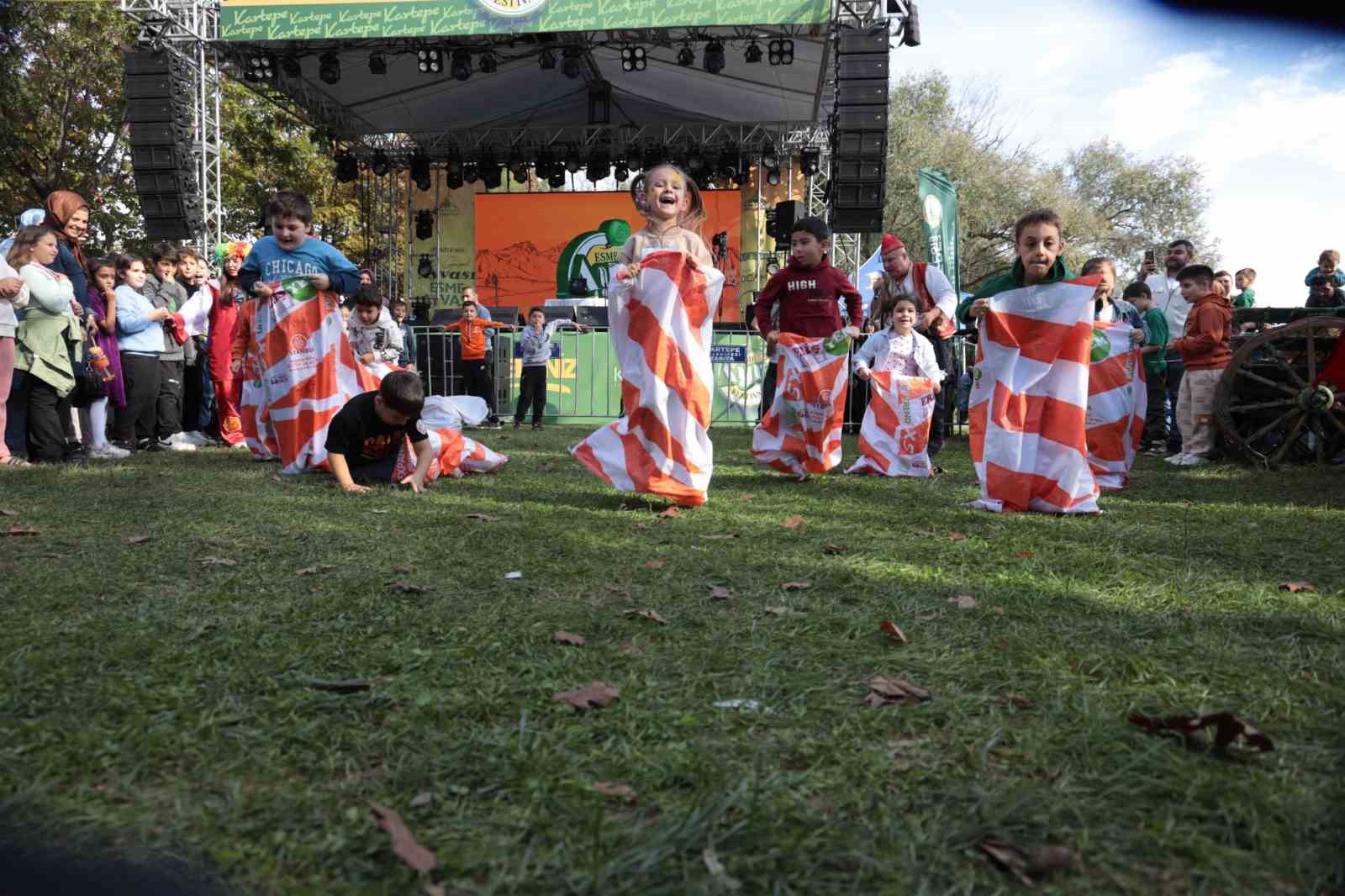 kalitesiyle unlu esme ayvasi festivalle gorucuye cikti 6 2wZDbnpP