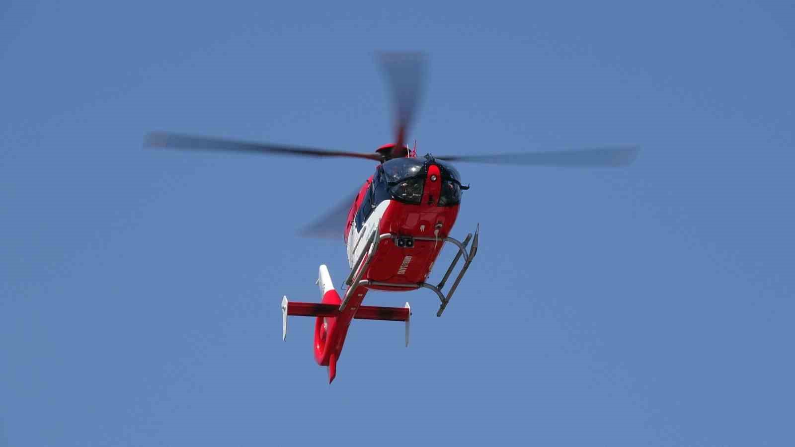 Kalp krizi geçiren hasta için ambulans helikopter zamanla yarıştı 5 kalp krizi geciren hasta icin ambulans helikopter zamanla yaristi 1 QTaUiTS1