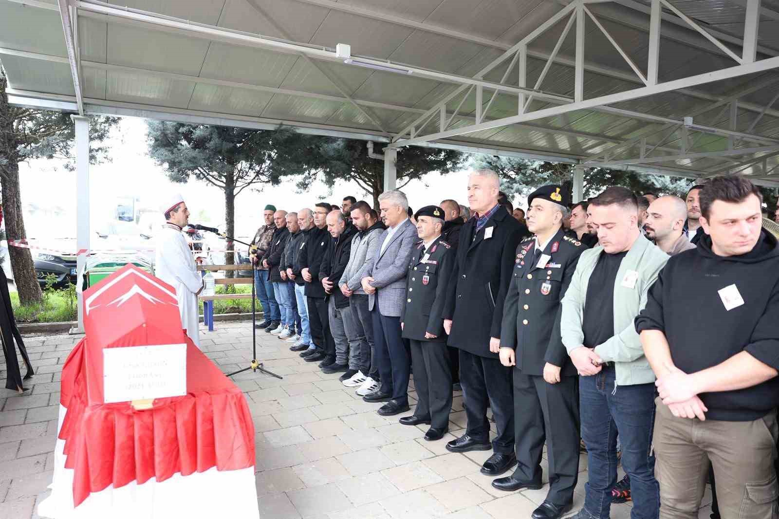 kalp krizi geciren uzman cavus topraga verildi 2 wPDfVTCg