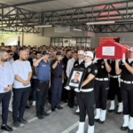 kalp-krizi-sonucu-hayatini-kaybeden-polis-memuru-son-yolculuguna-ugurlandi-JZS3aZHG.jpg