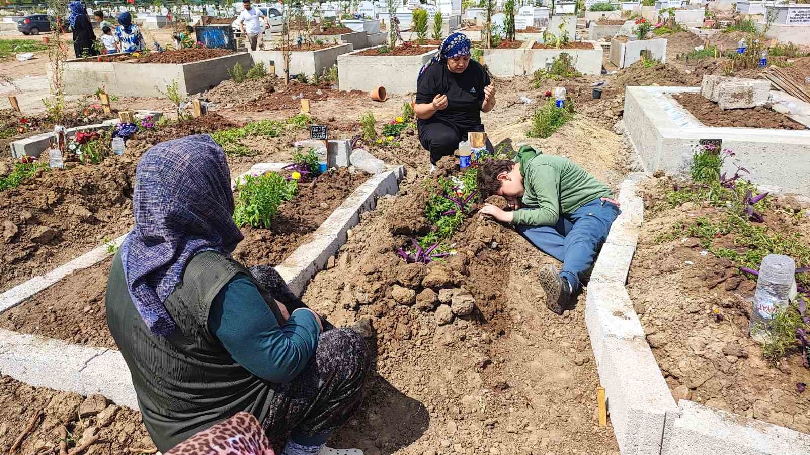 kalp krizi vakasina giden ambulansin anahtari kayboldu cagrilan ikinci ambulansla goturuldugu hastanede oldu 1 pY3byQ2U
