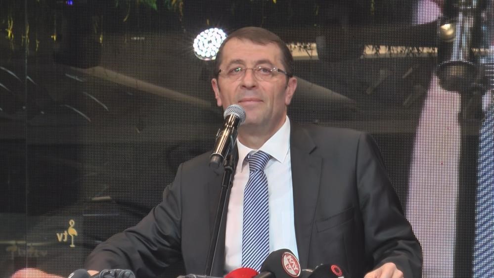 kalp krizine yenik dusen vali yardimcisi senol esmer memleketi trabzonda topraga verildi 6 PVWcFatQ