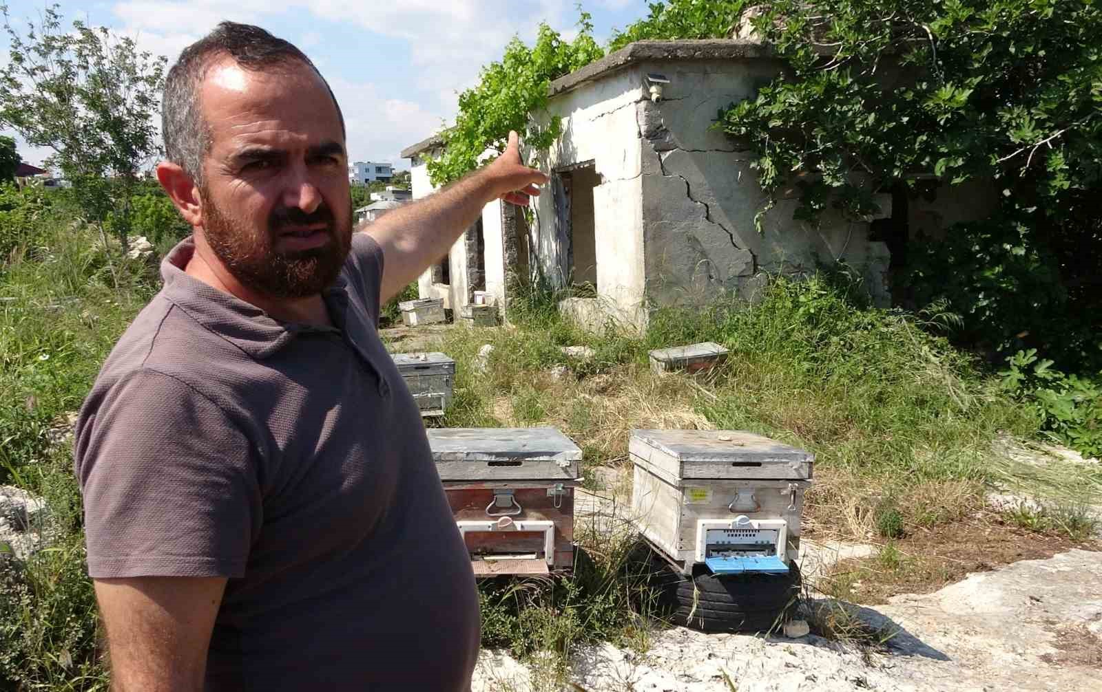kamera suphelinin fotografini cekti ariliga giren sahis kameraya zarar verdi 3 tDb47hl2