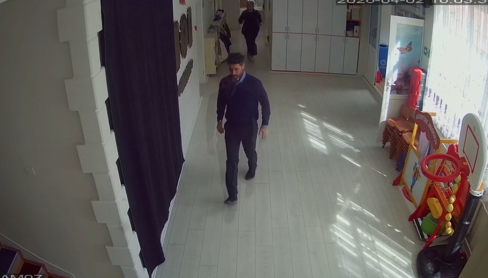 kameradan gordu hayat kurtarmaya boyle kostu 4 37tKeTke