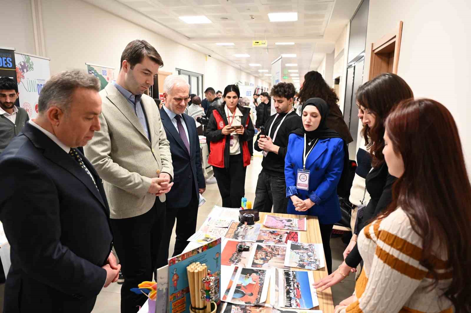 kampus iftarlari etkinligi gencleri ayni sofrada bulusturdu 10 jj72Inet