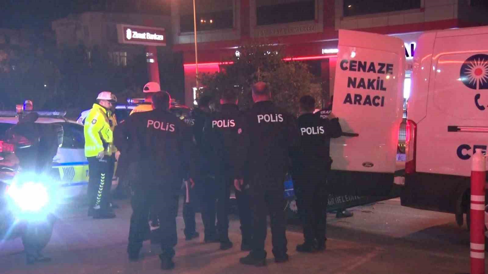 kamyon ile carpisan motosikletin 17 yasindaki surucusu hayatini kaybetti 8