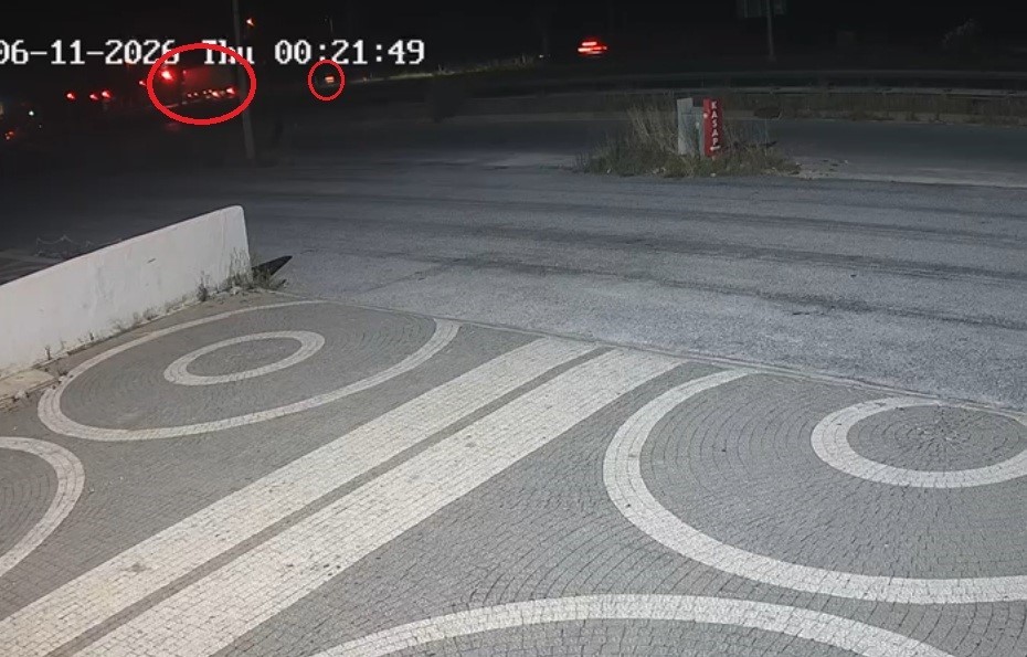 kamyona arkadan carpan motosiklet surucusu hayatini kaybetti 0 avy18h1P