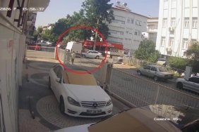 Yangında mahsur kalan kedi itfaiye ekiplerince kurtarıldı 1 thumbnail