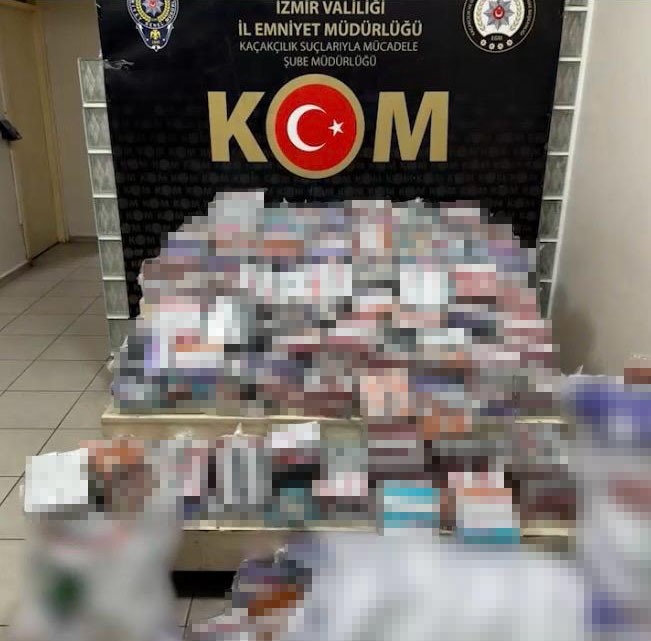 kamyonet lastigine gizlenmis 3 milyon liralik kacak sigara ele gecirildi 1 FH1cePDa