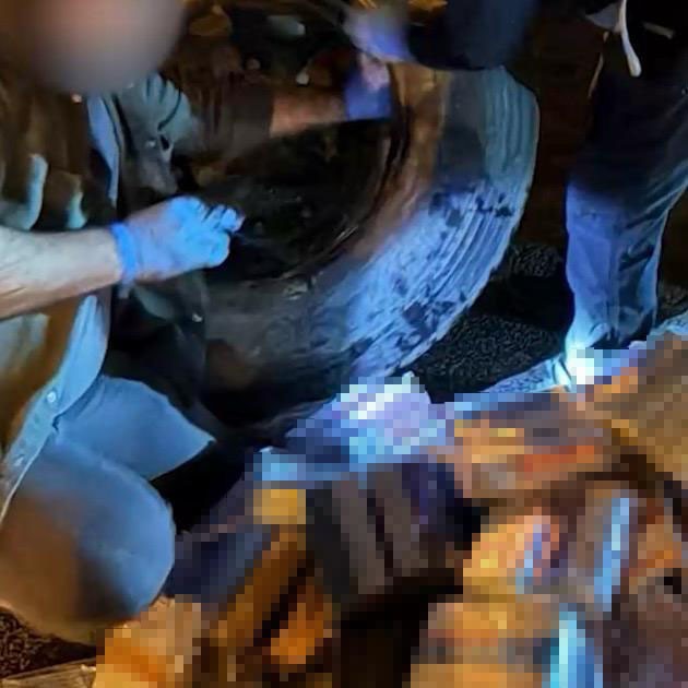 kamyonet lastigine gizlenmis 3 milyon liralik kacak sigara ele gecirildi 2