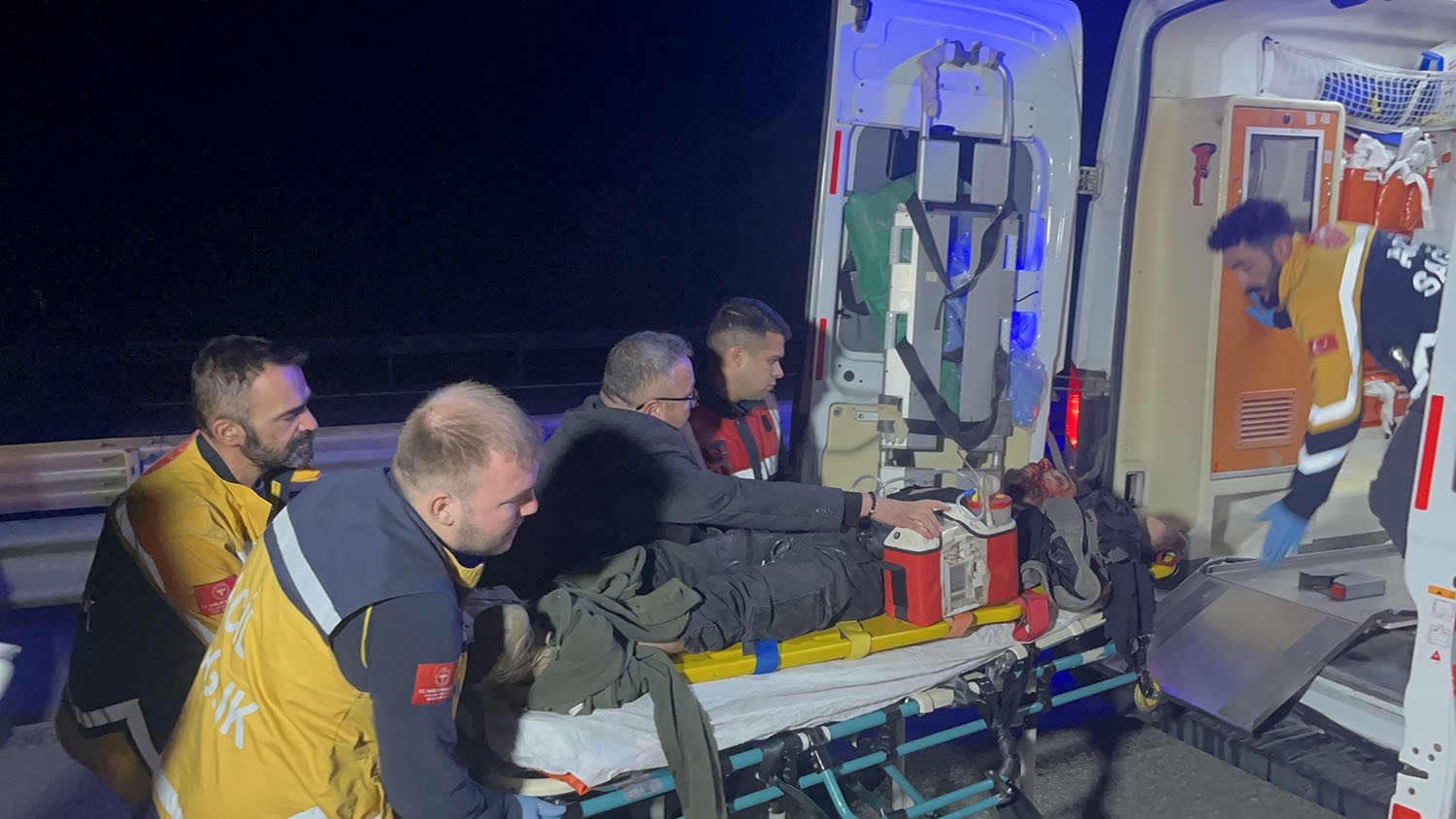 kamyonete arkadan carpan otomobil hurda yiginina dondu 1 olu 2 yarali 1 YqFXQWZJ
