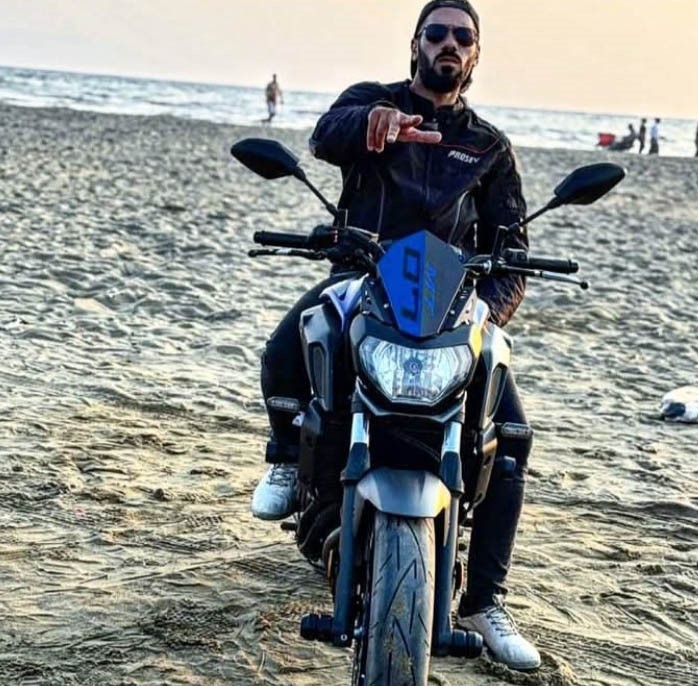 kamyonete carpan motosiklet surucusu hayatini kaybetti 1 648brR9Z