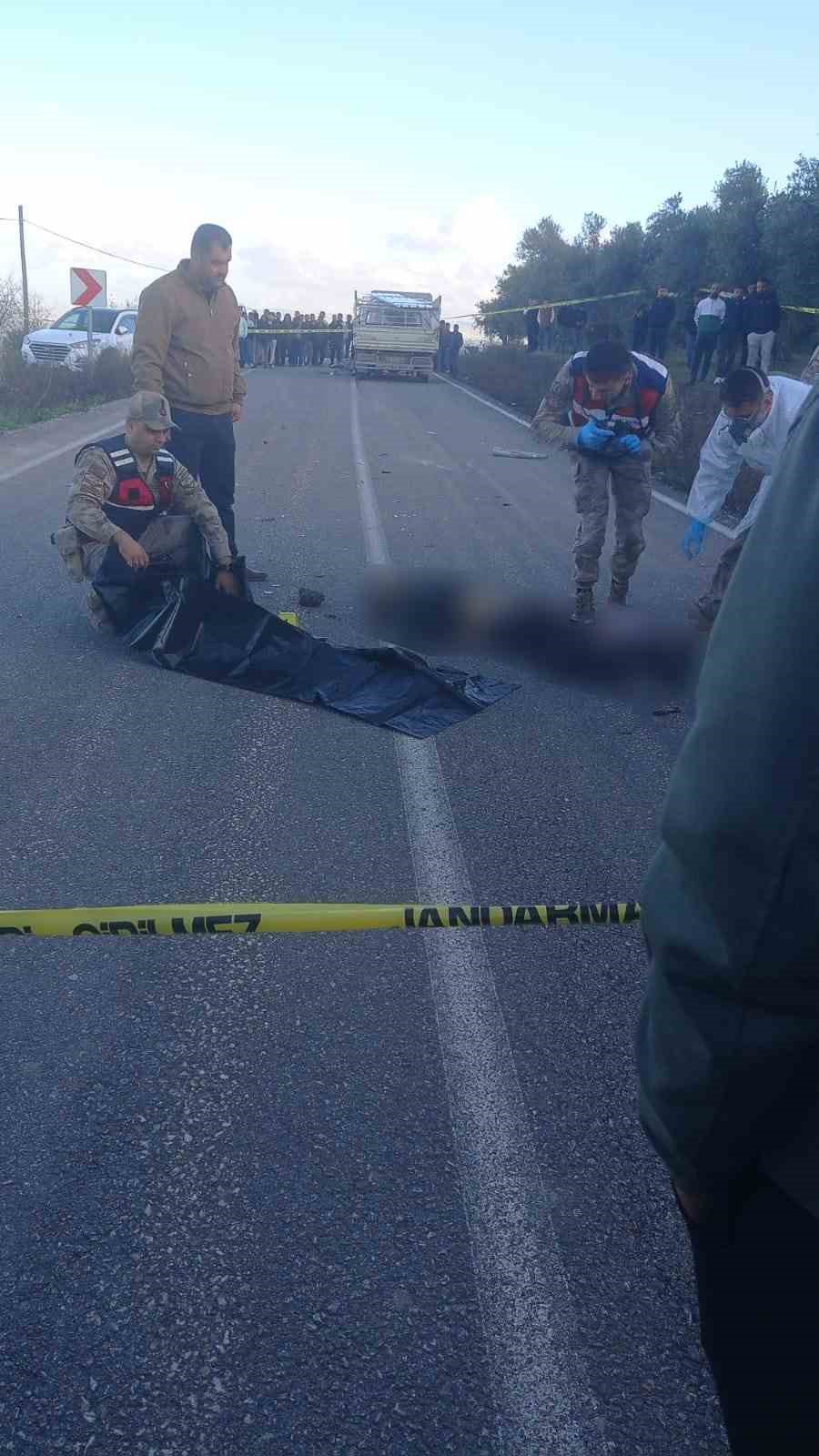 Kamyonetle çarpışan motosikletin 25 yaşındaki sürücüsü hayatını kaybetti 6 kamyonetle carpisan motosikletin 25 yasindaki surucusu hayatini kaybetti 2 Cpzm64Rl