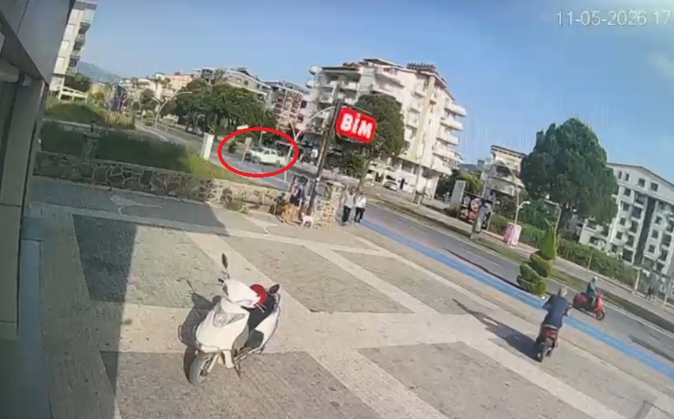 kamyonetle carpisan motosikletli agir yaralandi 1