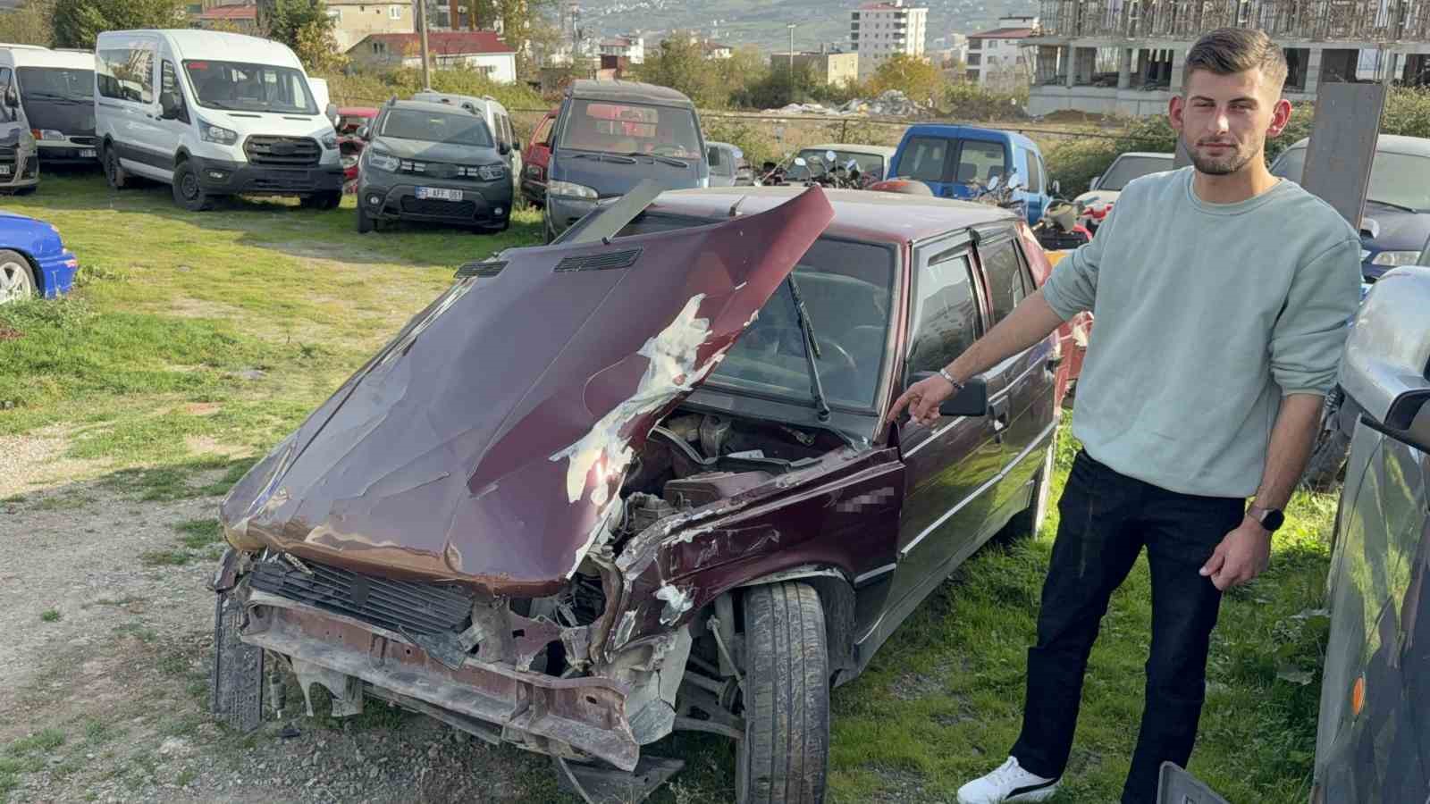 kamyonun carpip kactigi kazada genc surucu yaralandi kaza ani guvenlik kamerasinda 1 KUijufWj
