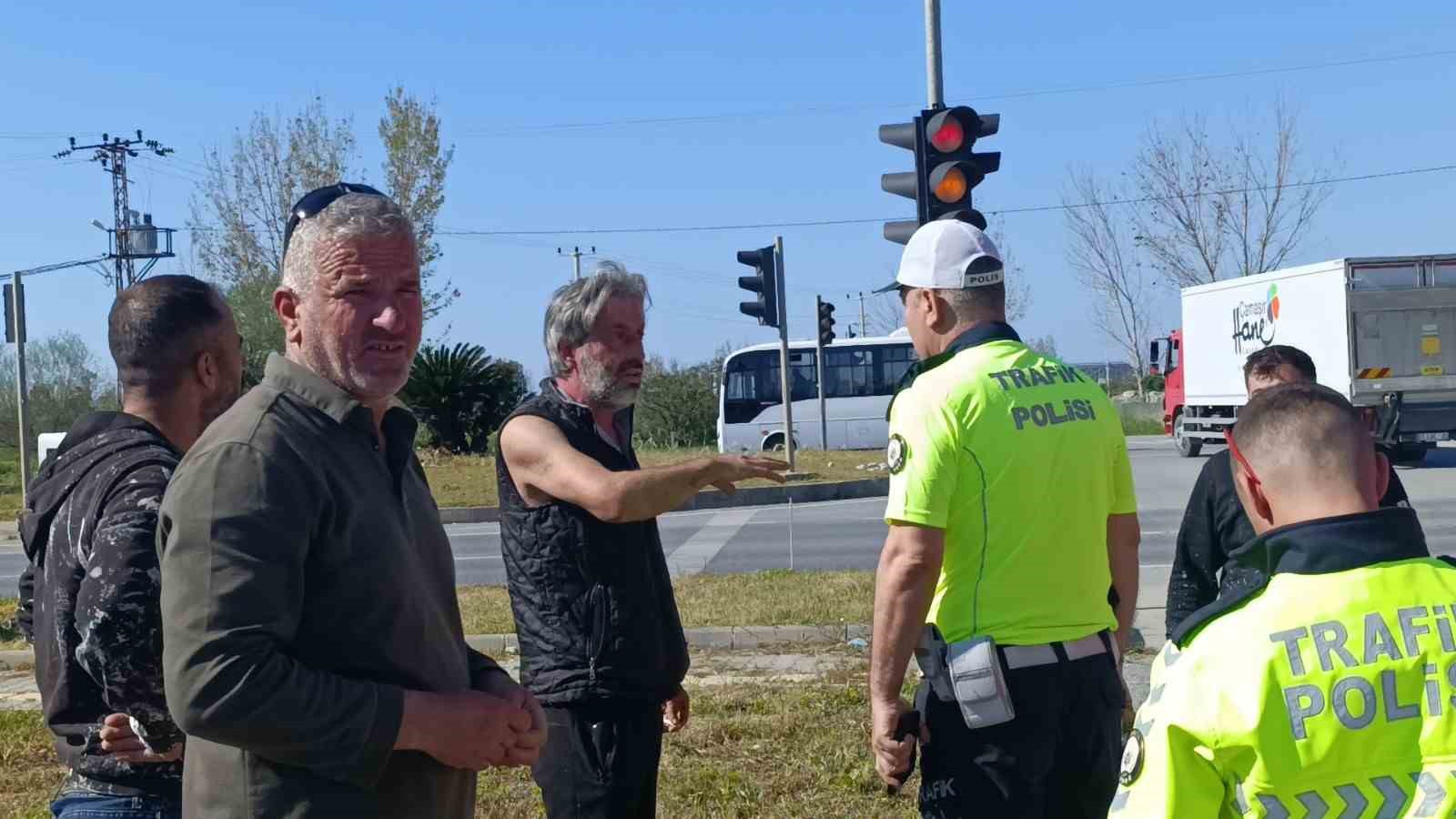 kamyonun kamyonet ile carpistigi kaza kamerada 3
