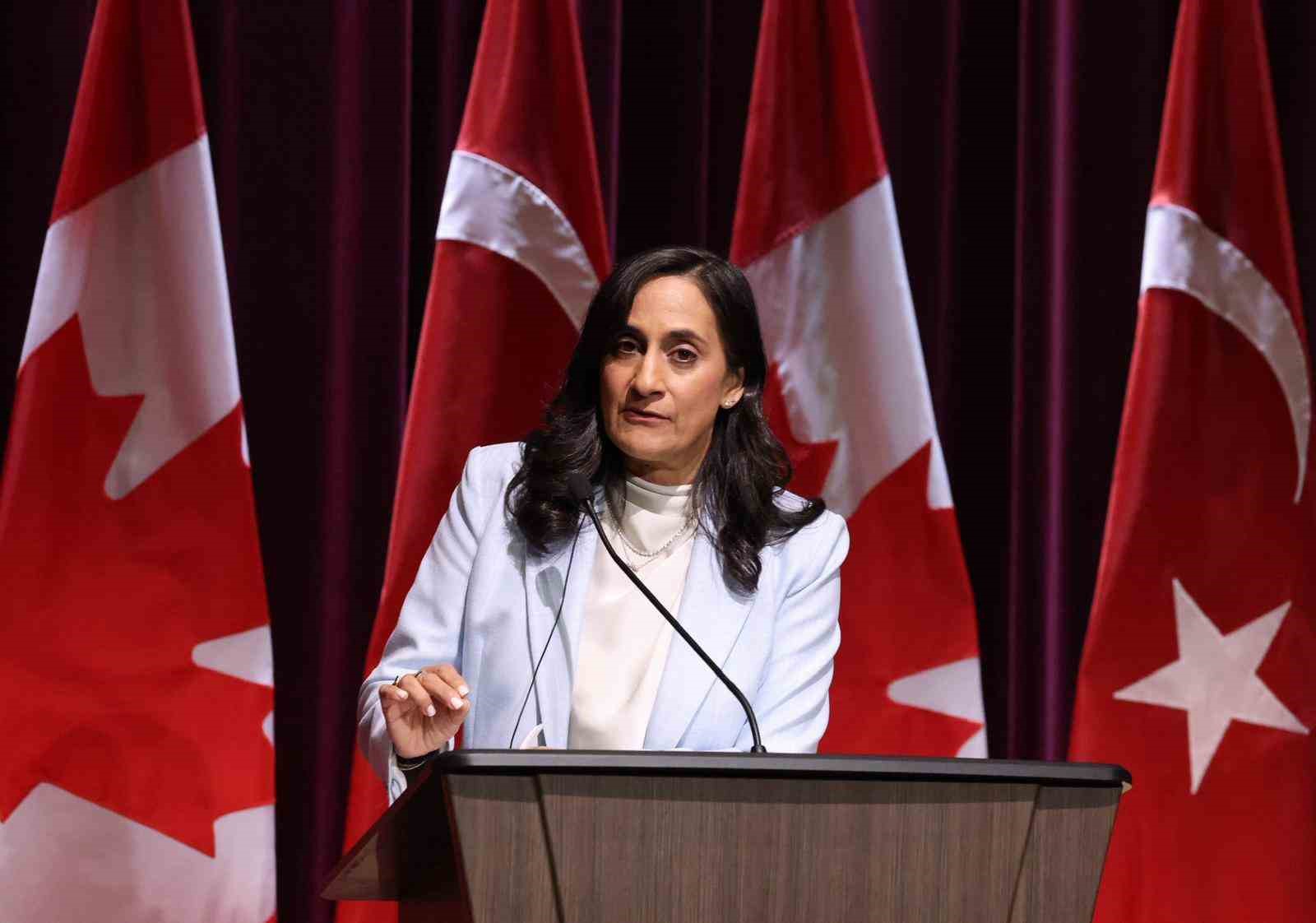 kanada disisleri bakani anand kanada ile turkiye arasindaki dostluk dogru yonde gelismeye devam ediyor e3wFAdgh