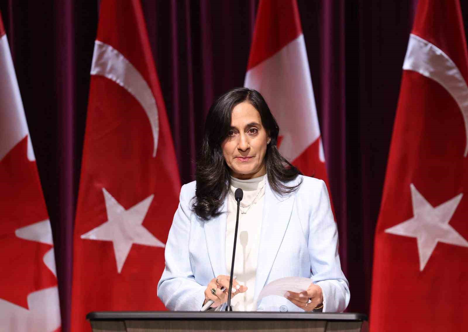 kanada disisleri bakani anand kanada ile turkiye arasindaki dostluk dogru yonde gelismeye devam ediyor iZT6ySuf