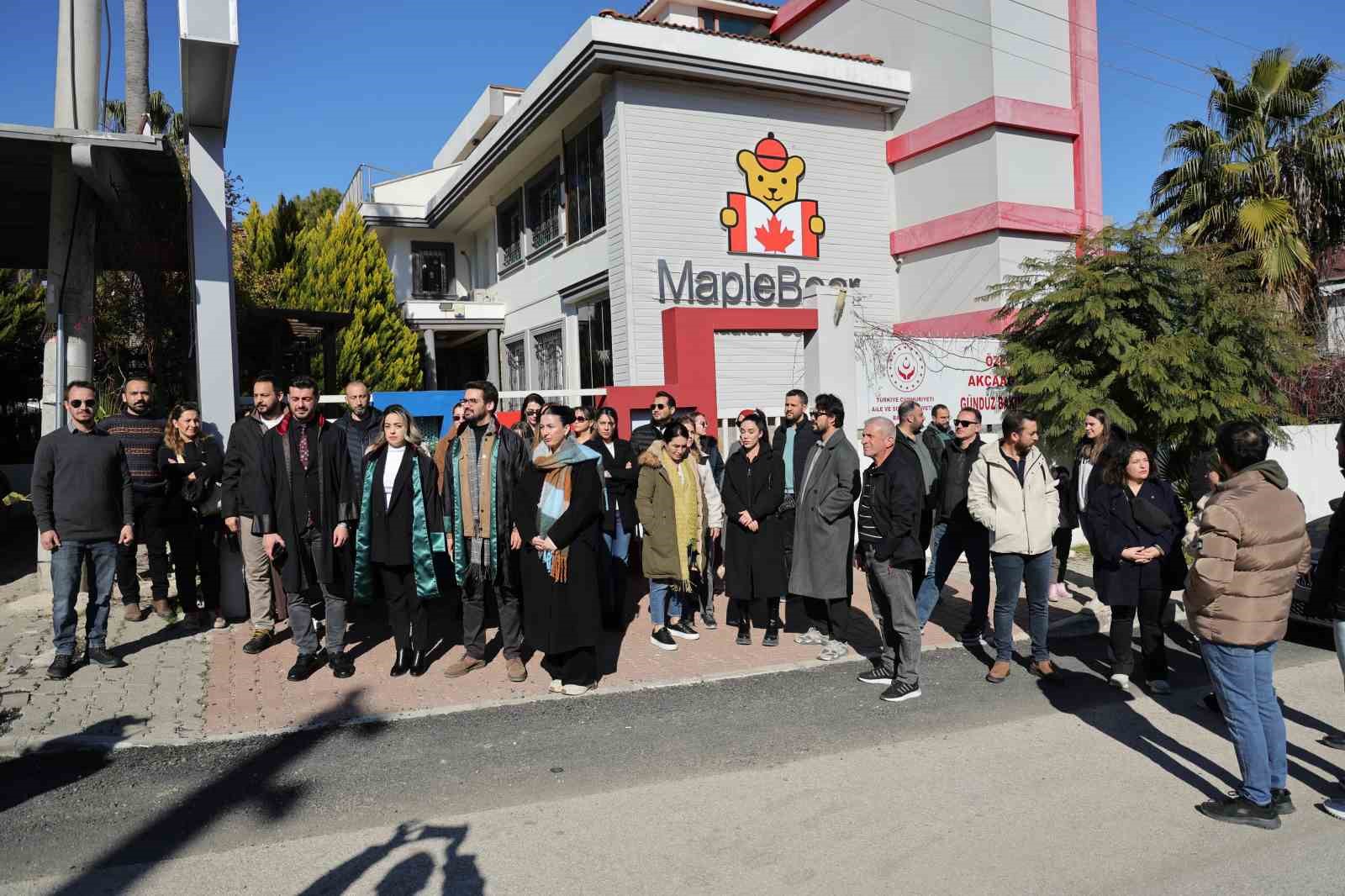 kanada merkezli anaokulu karne gunu kapandi 42 ogrenci okulsuz kaldi 4 IPHLivM4
