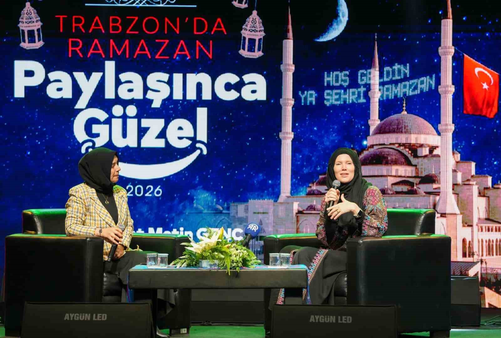 Kanadalı yazar Jenny Molendyk: "Müslümanlık bana Allah’tan bir hediye" 5 kanadali yazar jenny molendyk muslumanlik bana allahtan bir hediye 1 ZTZvIFyH