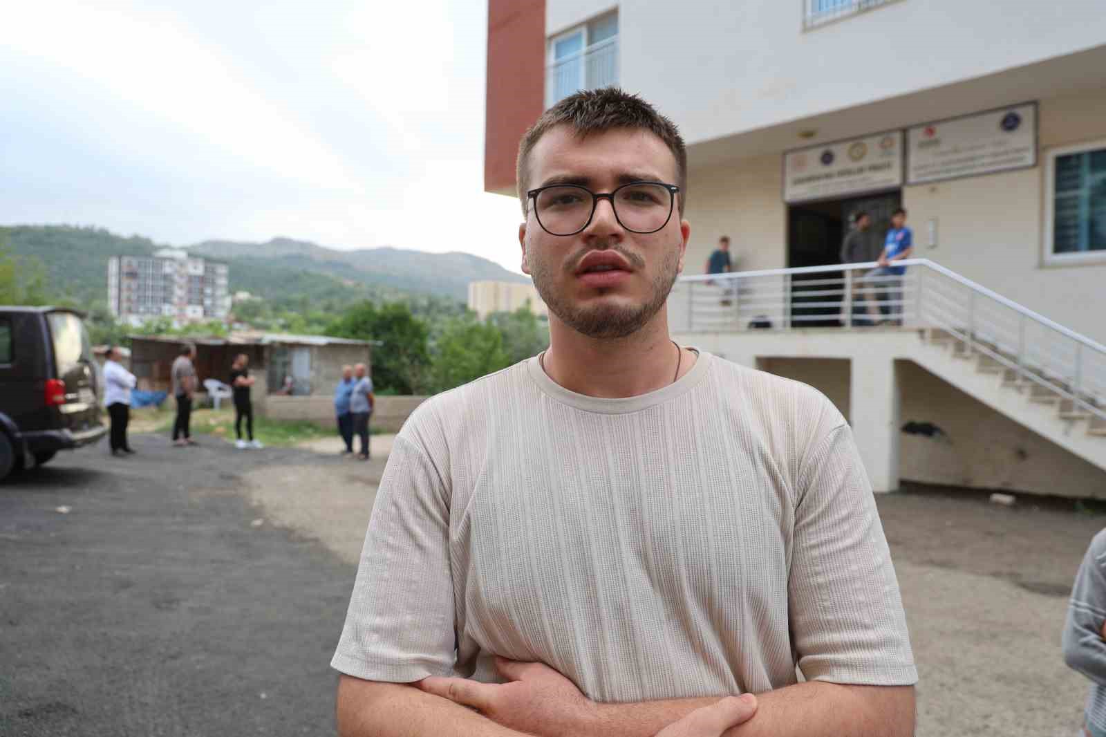 kanalizasyonu akarsuya bagladilar mahalle sakinleri sokaga cikamiyor 3 pVH1gl19