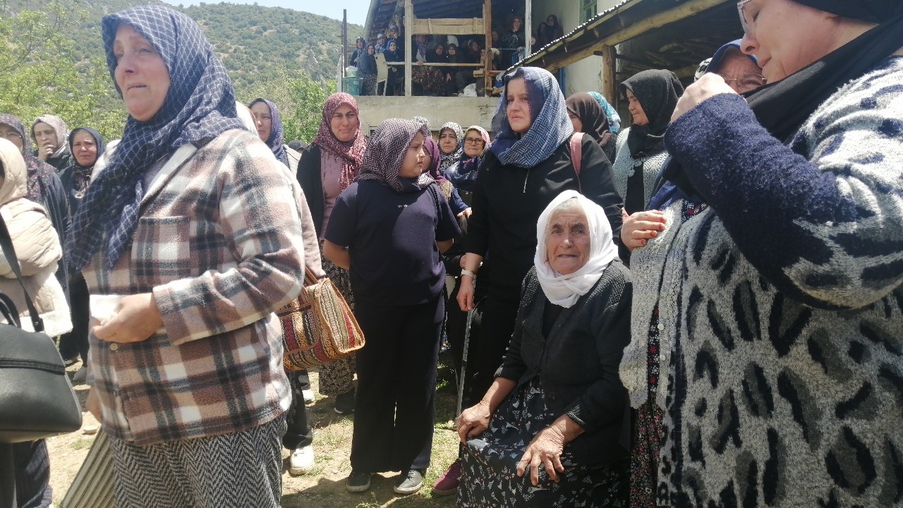 kansere care ararken trafik kazasinda esiyle birlikte hayatini kaybetti 0 eCzkK7Vm